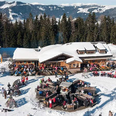 Alpin Noir - Panorama Gerlitzen Appartamento Treffen